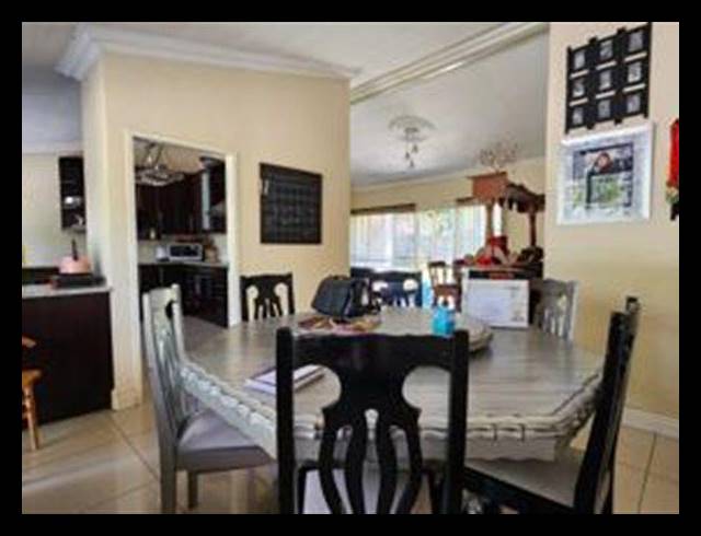 3 BEDROOM HOUSE FOR SALE IN BONAERO PARK